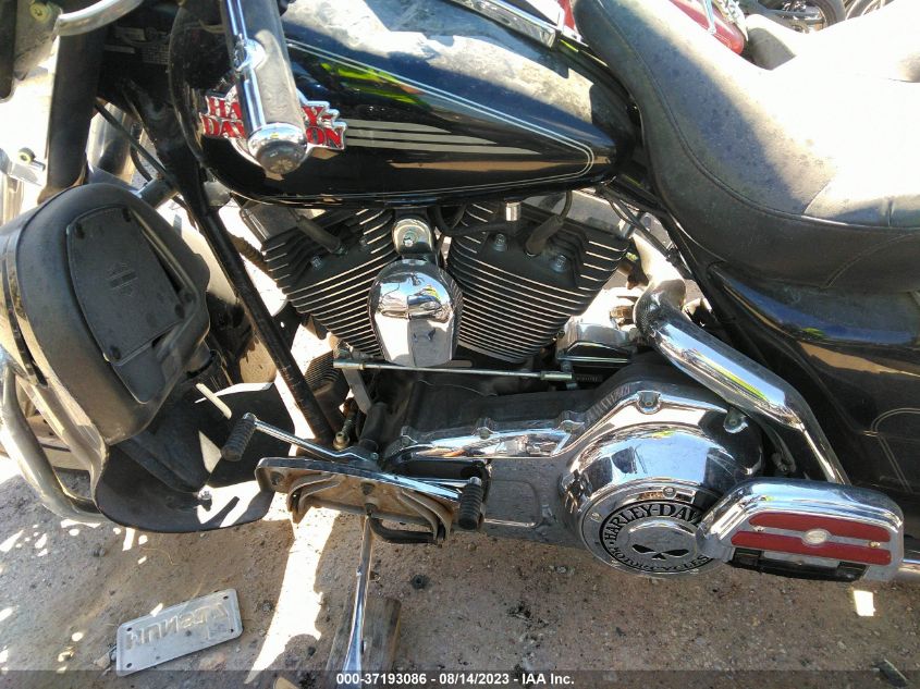 2007 HARLEY-DAVIDSON FLHTCUI 1HD1FC4107Y617982