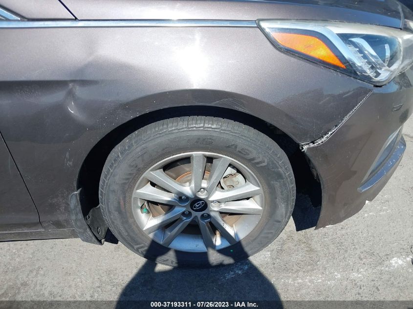 2015 HYUNDAI SONATA 2.4L SE - 5NPE24AF9FH212384