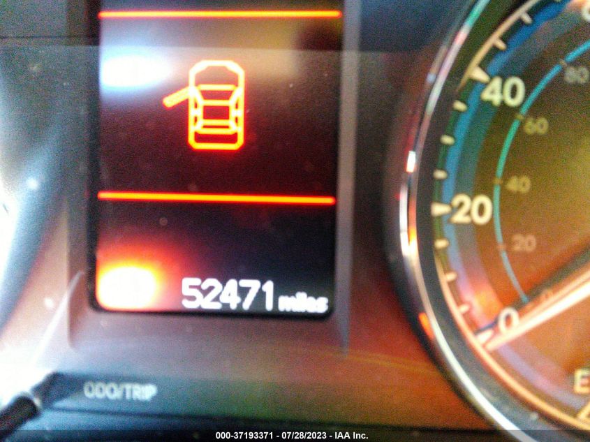 2019 TOYOTA COROLLA L/LE/XLE/SE/XSE - 5YFBURHE4KP886964