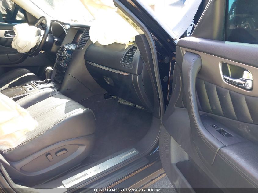 2016 INFINITI QX70 - JN8CS1MU5GM671116