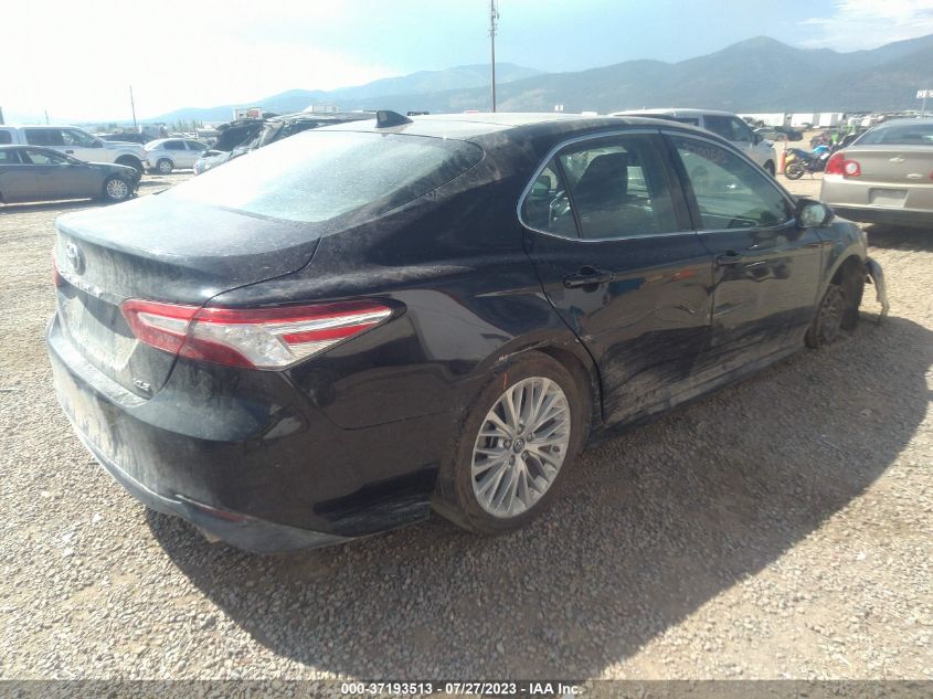 2018 TOYOTA CAMRY LE/SE/XLE/L - 4T1B11HK7JU055214