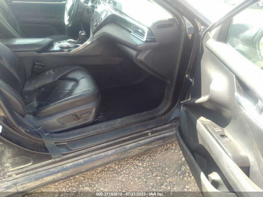 2018 TOYOTA CAMRY LE/SE/XLE/L - 4T1B11HK7JU055214