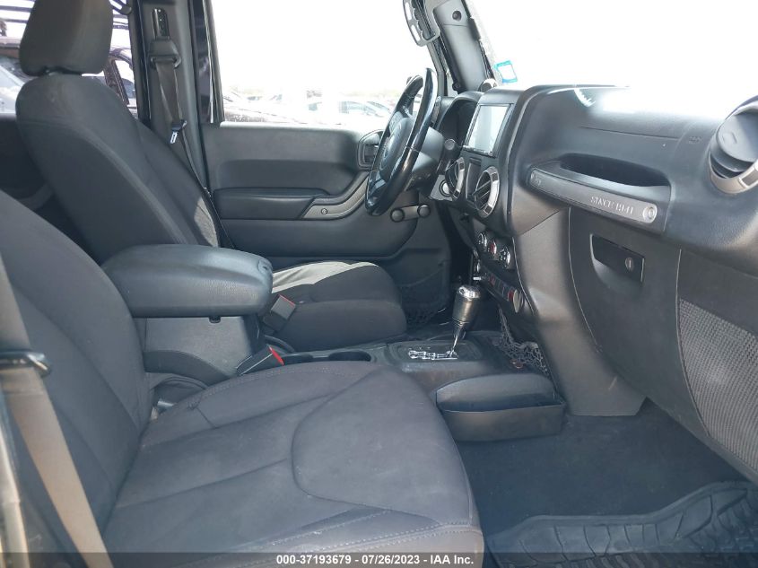 2014 JEEP WRANGLER UNLIMITED SPORT - 1C4BJWDG4EL178466