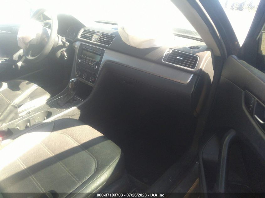 2013 VOLKSWAGEN PASSAT WOLFSBURG EDITION - 1VWAH7A35DC141677