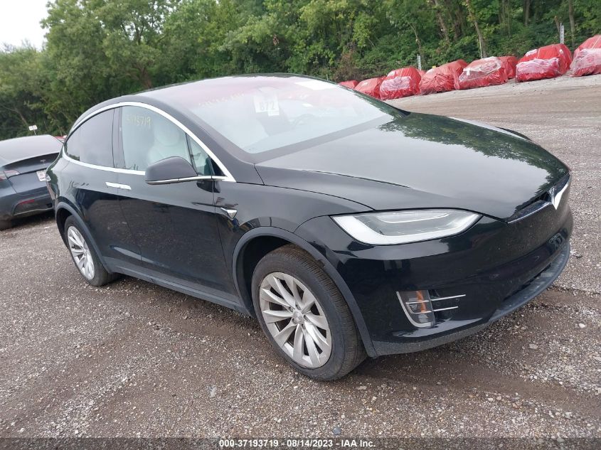 5YJXCDE25HF050008 TESLA MODEL X 90D/75D/100D 2017