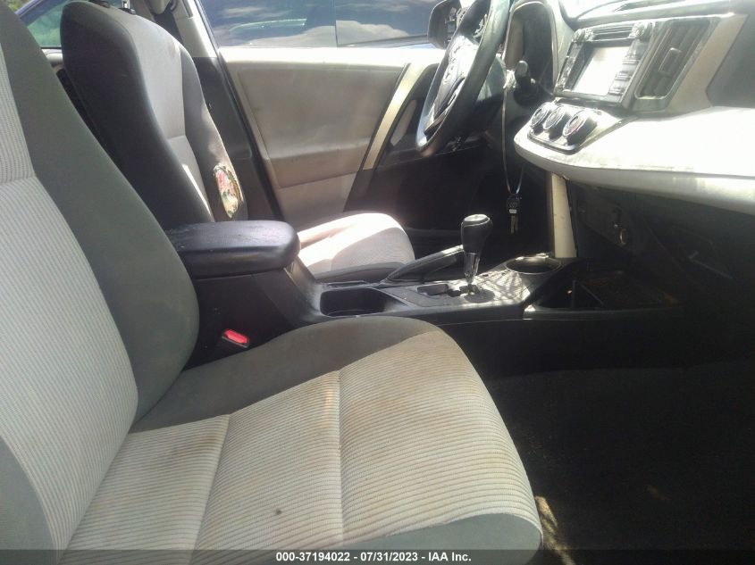 2013 TOYOTA RAV4 LE - JTMBFREV0DD035880