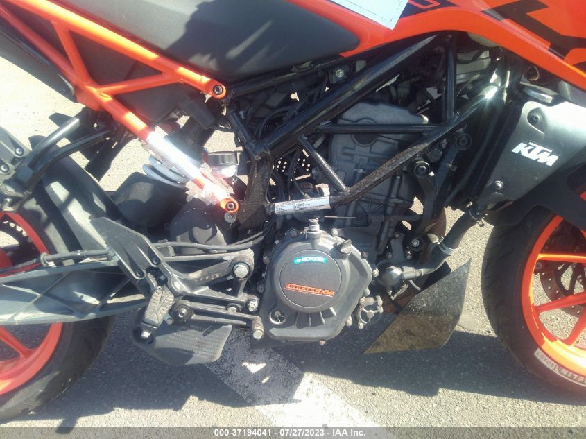 2020 KTM 200 DUKE - MD2JPC403LC090477