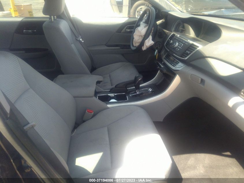 2015 HONDA ACCORD SEDAN LX - 1HGCR2F3XFA203904