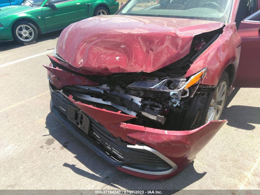 2022 TOYOTA CAMRY LE - 4T1C11AK7NU635969