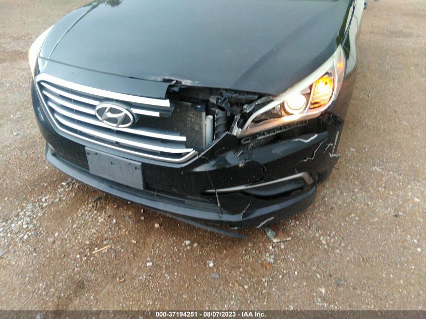 2016 HYUNDAI SONATA 2.4L SE - 5NPE24AF0GH377404