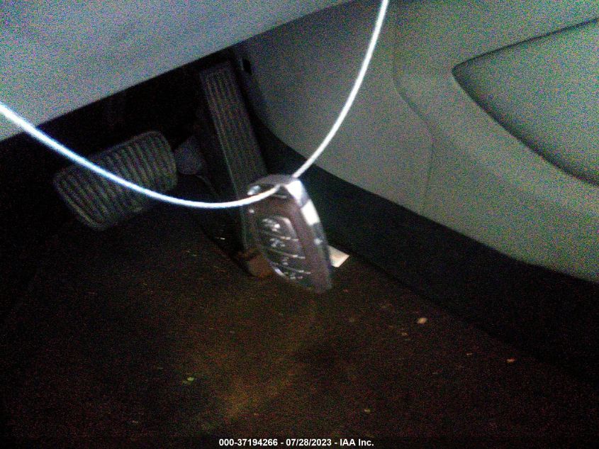 2016 HYUNDAI TUCSON LIMITED/SPORT AND ECO/SE - KM8J33A25GU164954