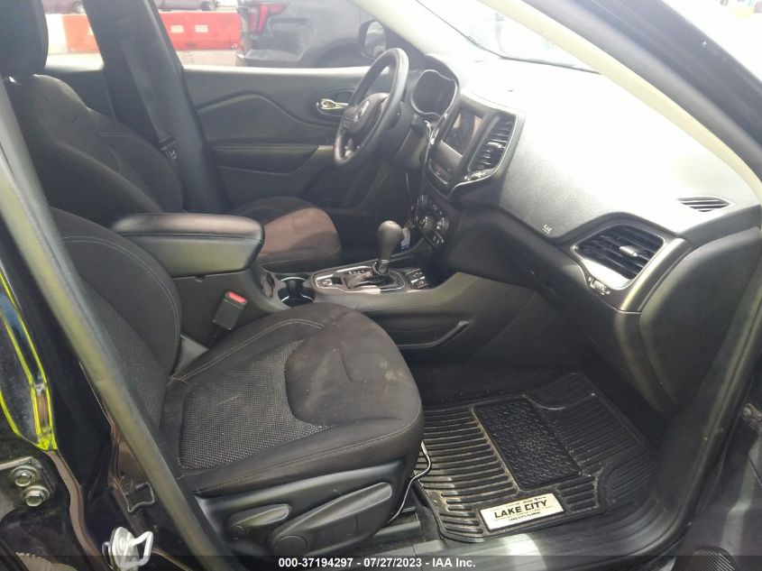 2019 JEEP CHEROKEE LATITUDE - 1C4PJLCB6KD160793