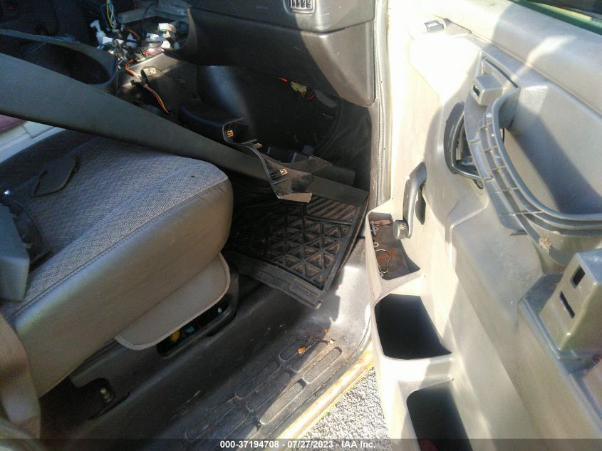 2013 CHEVROLET EXPRESS CARGO VAN - 1GCSGAFXXD1120984