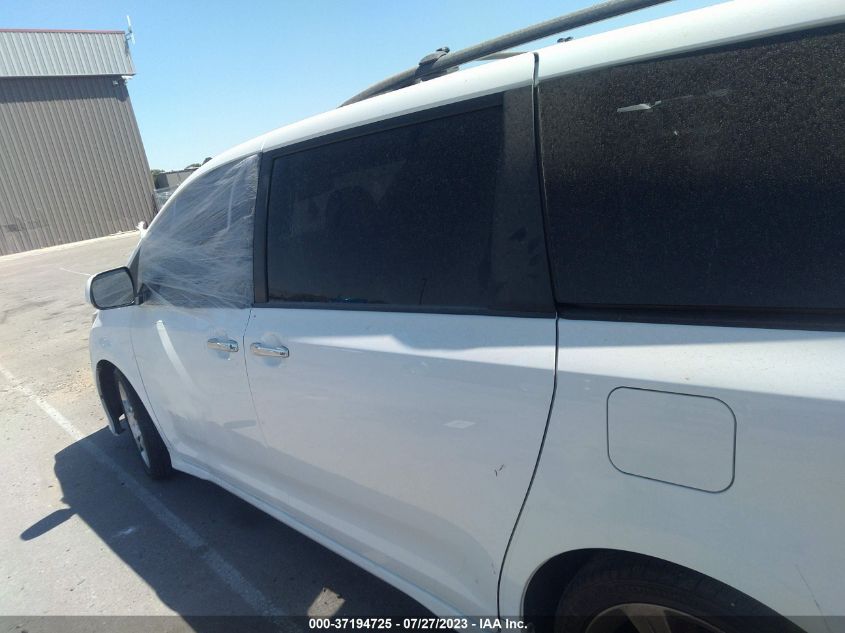 2014 TOYOTA SIENNA SE - 5TDXK3DCXES463718