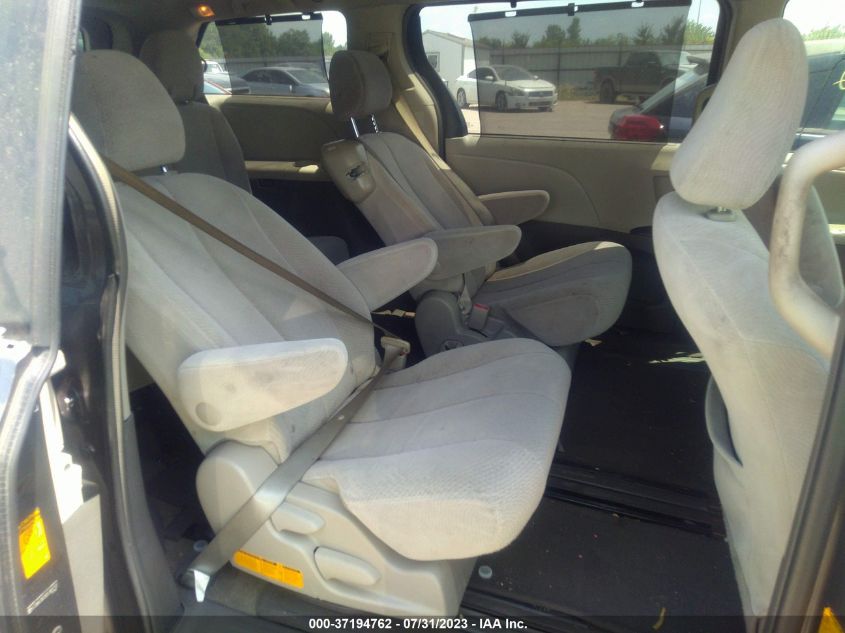 2013 TOYOTA SIENNA LE - 5TDKK3DCXDS382212
