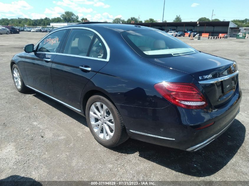 2017 MERCEDES-BENZ E-CLASS E 300 - WDDZF4KB4HA075100