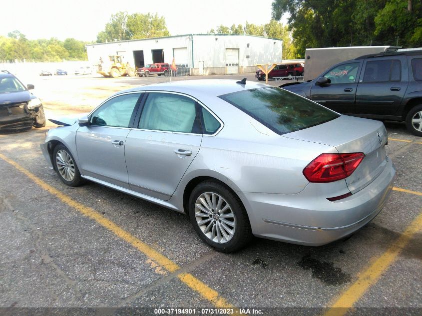 2016 VOLKSWAGEN PASSAT SE - 1VWBT7A33GC069482