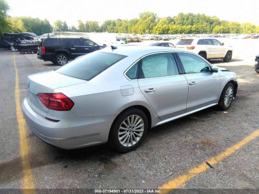 2016 VOLKSWAGEN PASSAT SE - 1VWBT7A33GC069482