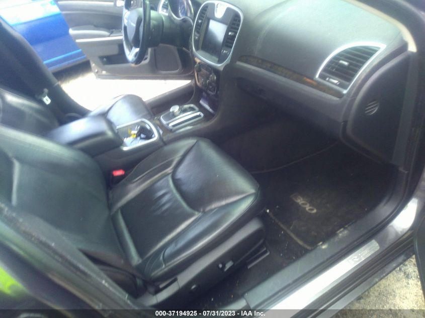 2016 CHRYSLER 300 300C - 2C3CCAEGXGH128272