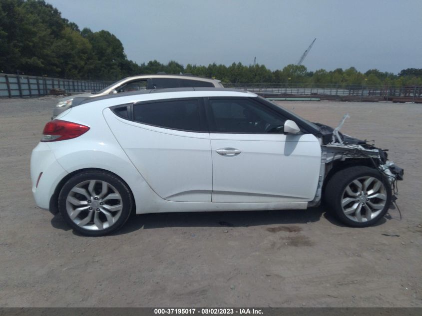 2013 HYUNDAI VELOSTER W/GRAY INT - KMHTC6AD1DU102510