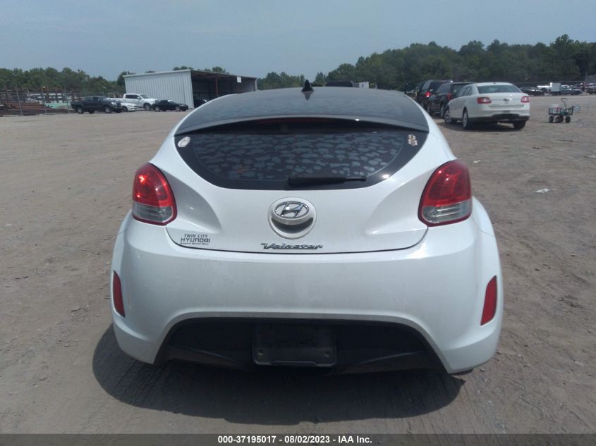 2013 HYUNDAI VELOSTER W/GRAY INT - KMHTC6AD1DU102510