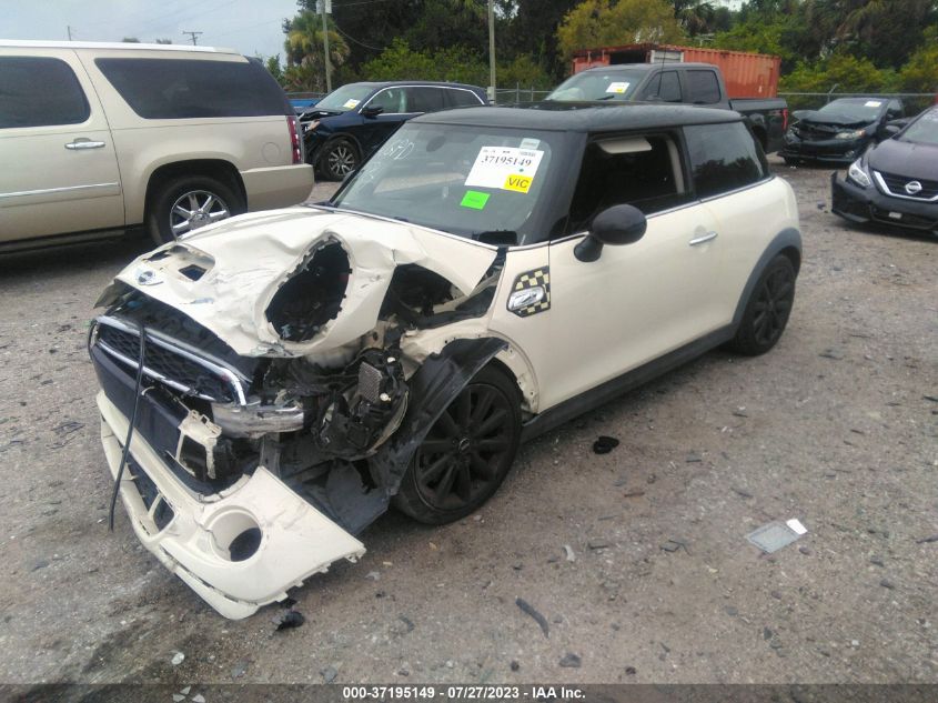2015 MINI COOPER HARDTOP S WMWXP7C52F2A33959