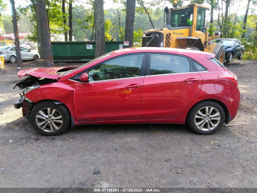 2014 HYUNDAI ELANTRA GT - KMHD35LH4EU216890