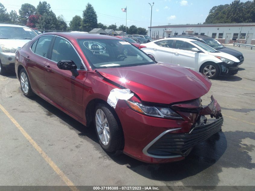 2022 TOYOTA CAMRY LE - 4T1C11AK3NU677488