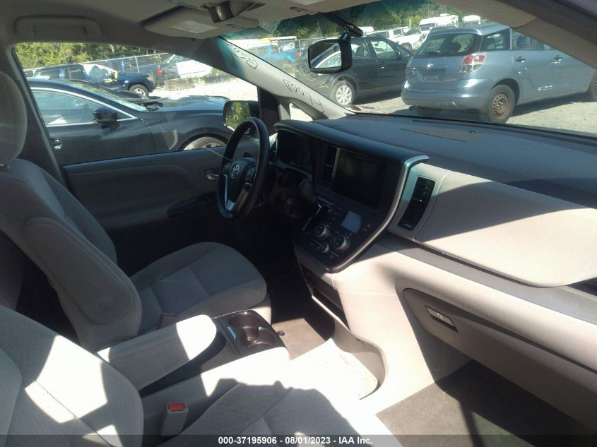 2017 TOYOTA SIENNA LE - 5TDKZ3DCXHS766976
