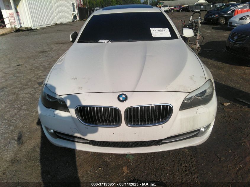 2013 BMW 5 SERIES 528I XDRIVE - WBAXH5C53DDW15875