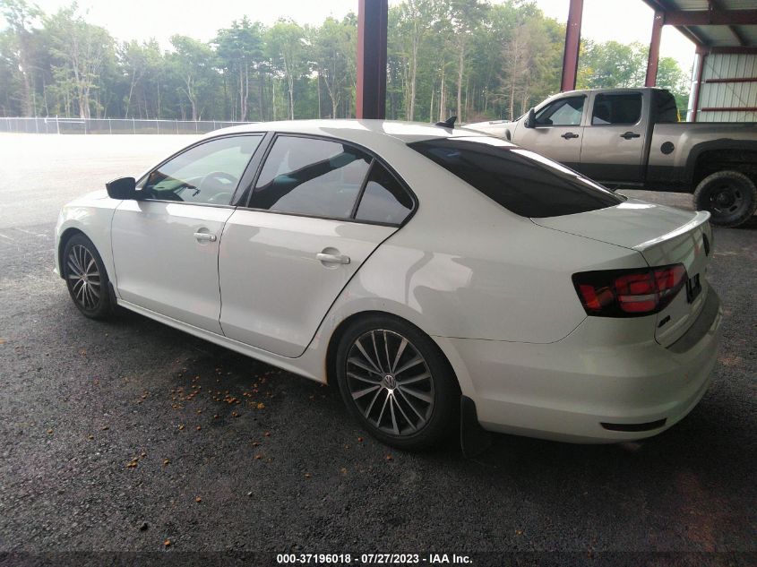 2016 VOLKSWAGEN JETTA SEDAN 1.8T SPORT - 3VWB17AJ3GM215611