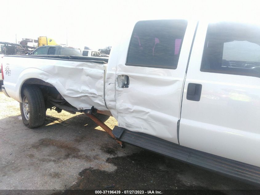 2015 FORD SUPER DUTY F-250 SRW LARIAT/PLATINUM - 1FT7W2B67FEB88621