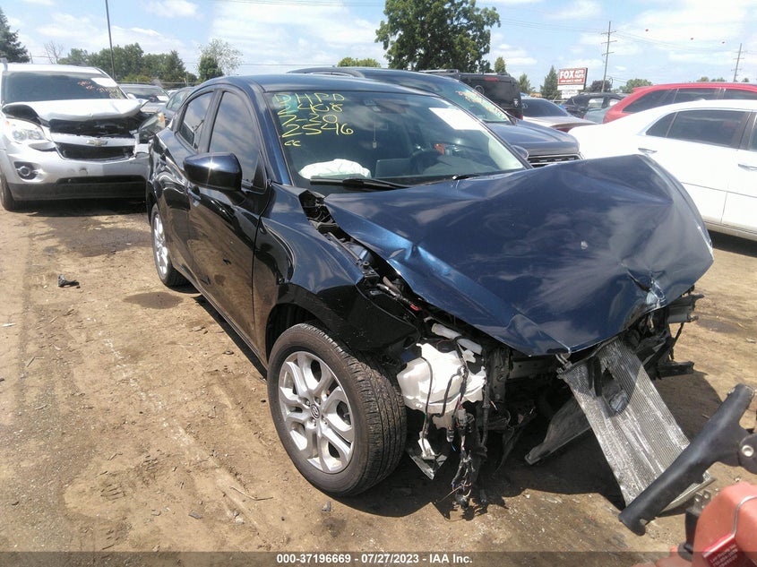 TOYOTA YARIS IA 2018