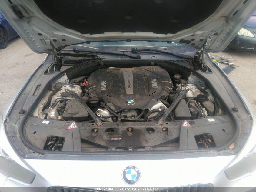 2013 BMW 5 SERIES GRAN TURISMO 550I XDRIVE - WBASP0C56DC988009
