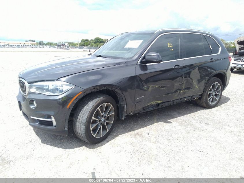 5UXKR0C51J0X91595 2018 BMW X5, photo no. 2