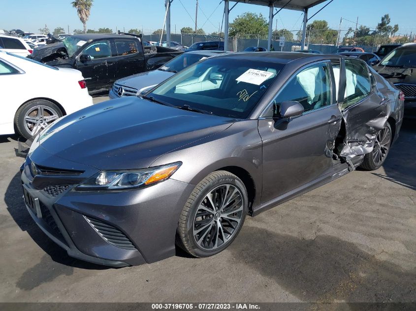 2018 TOYOTA CAMRY LE/SE/XLE/L - 4T1B11HK0JU565159