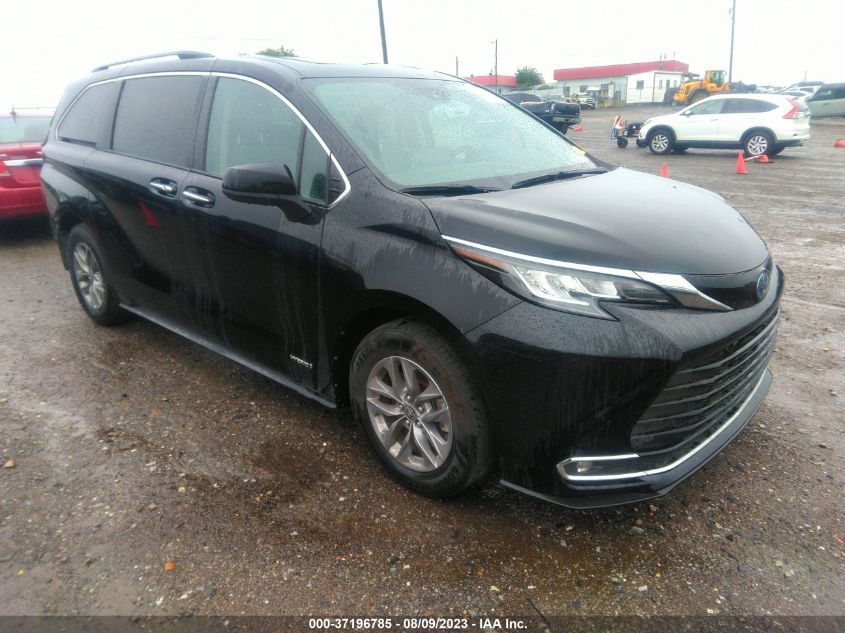 5TDYRKECXMS072902 2021 TOYOTA SIENNA, photo no. 1