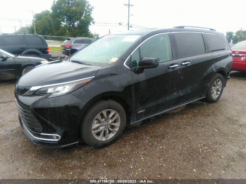 5TDYRKECXMS072902 2021 TOYOTA SIENNA, photo no. 2