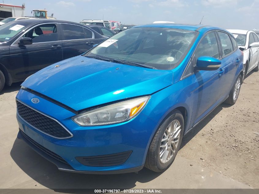 2015 FORD FOCUS SE - 1FADP3K21FL201237