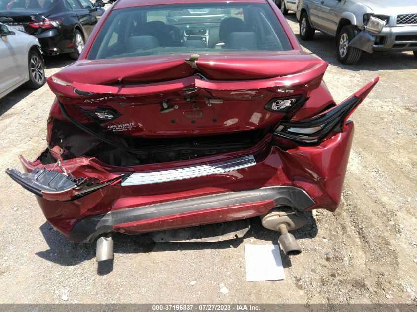 2017 NISSAN ALTIMA 2.5 SR - 1N4AL3AP8HC262907
