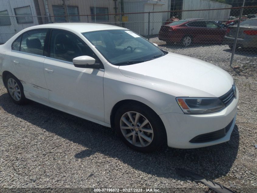 2013 VOLKSWAGEN JETTA SEDAN SE W/CONVENIENCE - 3VWDX7AJ8DM232469