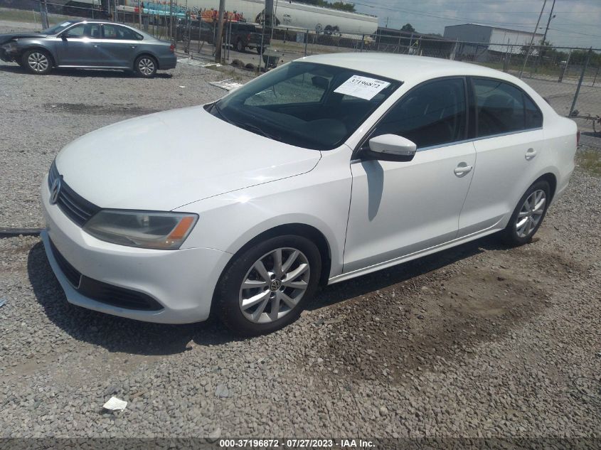 2013 VOLKSWAGEN JETTA SEDAN SE W/CONVENIENCE - 3VWDX7AJ8DM232469