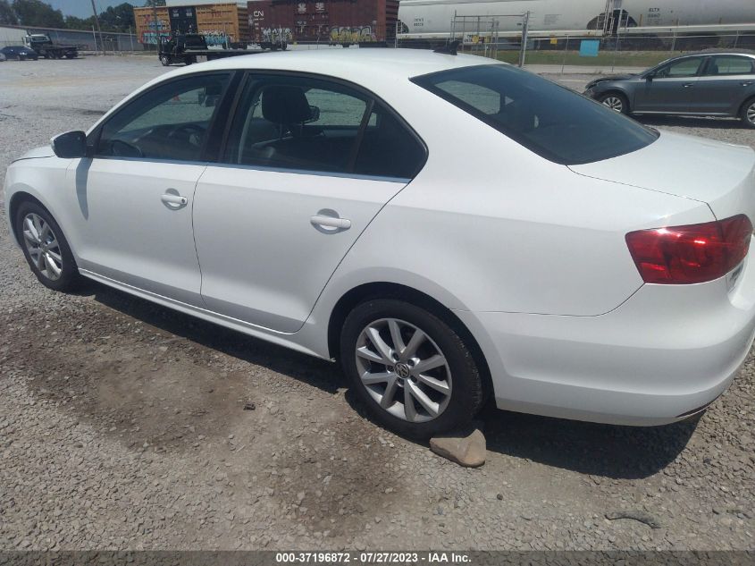 2013 VOLKSWAGEN JETTA SEDAN SE W/CONVENIENCE - 3VWDX7AJ8DM232469