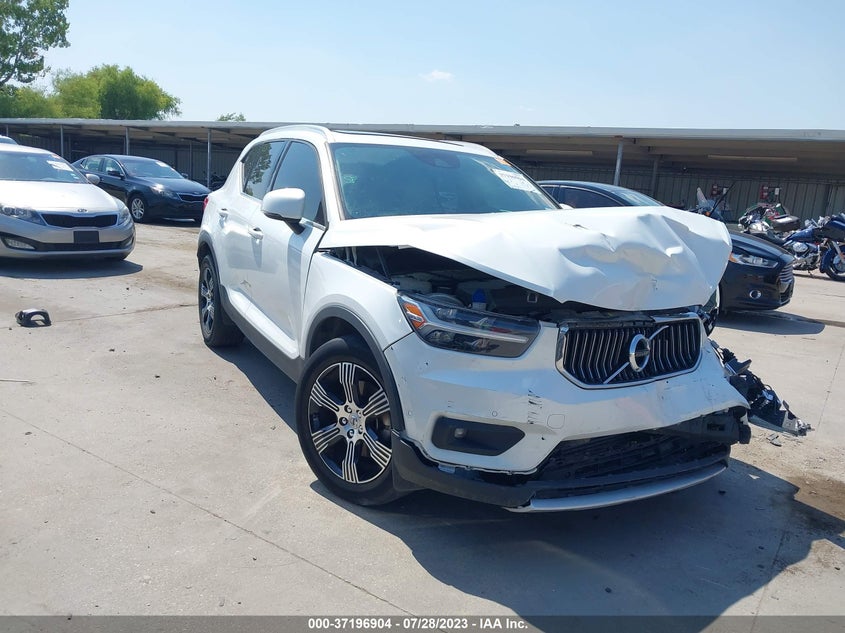YV4162UL5K2076160 VOLVO XC40 INSCRIPTION 2019