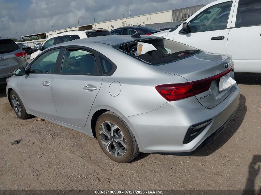 3KPF24AD0ME363764 Kia Forte FE/LXS 3