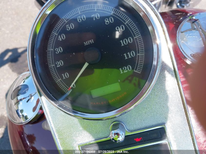 2008 HARLEY-DAVIDSON FLSTC - 1HD1BW5198Y071986