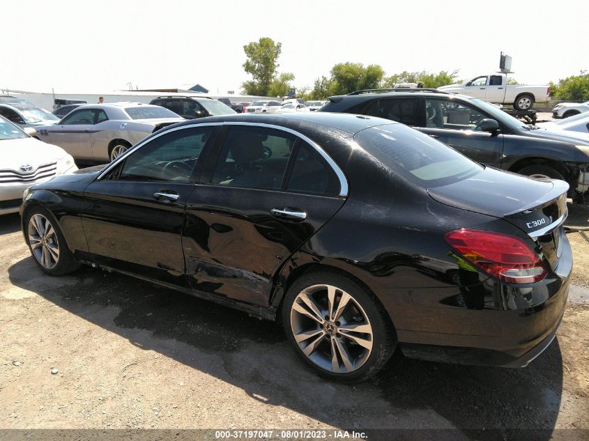 2017 MERCEDES-BENZ C-CLASS C 300 - 55SWF4JB8HU219770