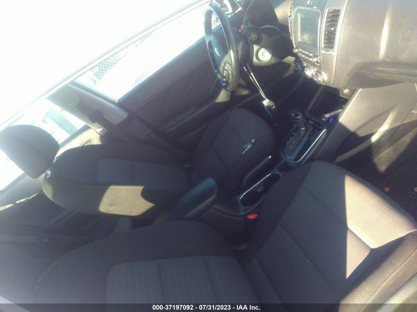 2017 KIA FORTE S - 3KPFL4A77HE040891