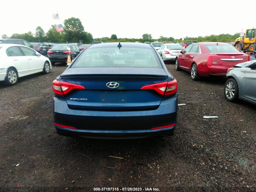 2016 HYUNDAI SONATA 2.4L SE - 5NPE24AF7GH304742