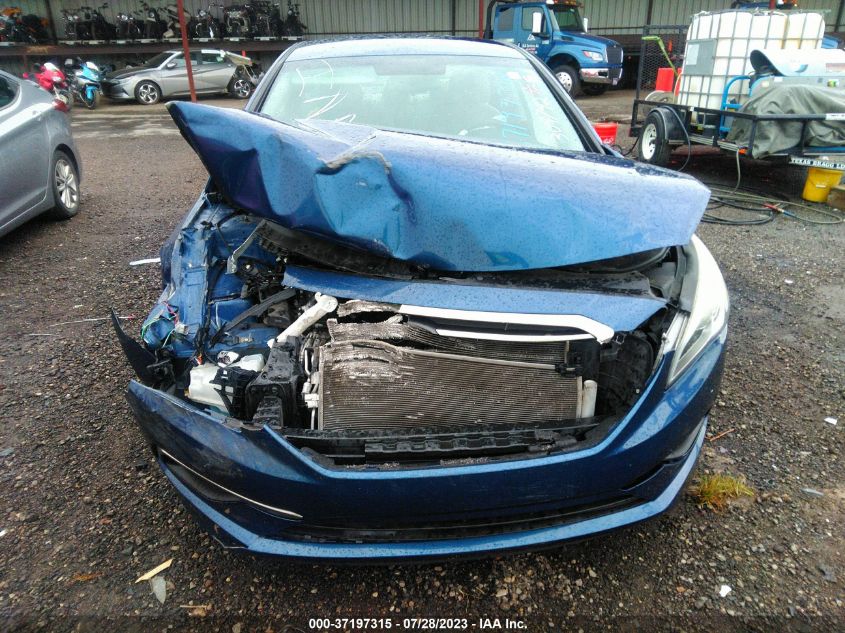 2016 HYUNDAI SONATA 2.4L SE - 5NPE24AF7GH304742